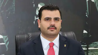Siyasetin merkezinde sert rüzgarlar: İnan'dan Özel'e rüşvet çarkı çıkışı