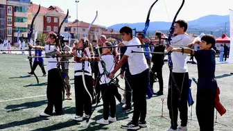 Bilecik'te spor rüzgarı: Gençler sahalara akın etti