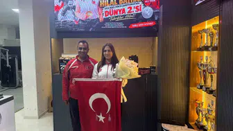 Denizli'nin gururu Hilal Bayhan dünya ikinciliğiyle döndü: Altın madalyayı kıl payı kaçırdı