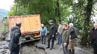 Kartepe'de Yağışın Yaraları Sarılıyor: Belediye Başkanı Kocaman Sahada Denetimlerde