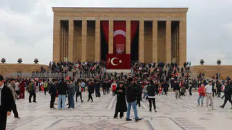 Başkentte sağanak yağmur bile engel olamadı: Anıtkabir'de 29 Ekim seli