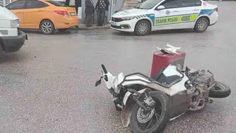 Cumhuriyet Caddesi'nde korkutan kaza: İki araç çarpıştı