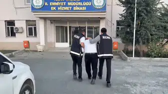 Yılbaşı öncesi Iğdır'da kaçak ürün baskını: Çatı katı depo çıktı