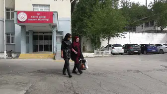 Huzurevinin duvarlarını aştı: 77 yaşındaki Asiye teyzenin yıllar süren köy hasreti sona erdi