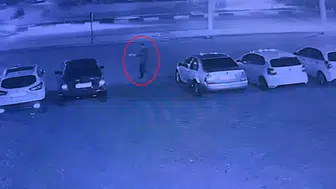Serik'te gece yarısı dehşeti: 6 aracı benzin dökerek küle çevirdi