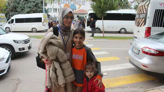 Hayrunnisa'nın imkansızı başaran azmi: 7 yaşında ilk adımını attı, şimdi beyaz önlük hayali kuruyor