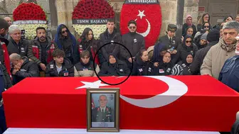 Oğlunun tabutuna bakışıyla hafızalara kazınmıştı: Duriye Baydilli veda etti