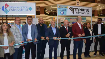 Gaziantep'te edebiyat şöleni: 10. Şahinbey Kitap Günleri kapılarını kitapseverlere açtı