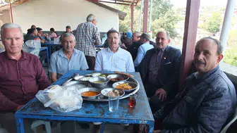 Kuyumcu Köyü'nde asırlık gelenek: Düğün sofralarında lezzet şöleni