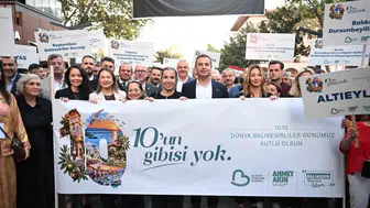On numara şehrin on numara günü: Balıkesir sokakları bayram yerine döndü