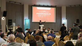 Başkan Özlü'den Gelecek Vizyonu: Teknoloji ve Ahlakın Buluştuğu Nesiller