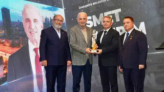 Ümraniye'nin vizyon projeleri ödülle taçlandı: İsmet Yıldırım'a büyük onur