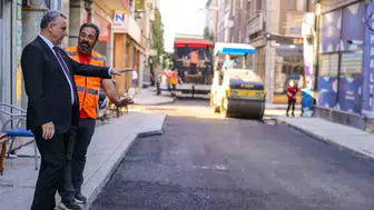 İlkadım'da asfalt mesaisi: Başkan Kurnaz'dan bölge sakinlerine verilen söz tutuldu