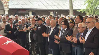 Gebze'de hüzünlü veda: Görev başındayken hayatını kaybeden uzman çavuş toprağa verildi