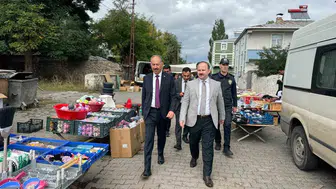 Arpaçay'da saha mesaisi: Kaymakam ve Başkan pazarın nabzını tuttu