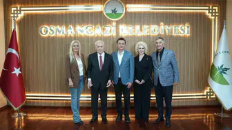 Barış Yolu ödüllü Prof. Dr. Mehmet Haberal Bursa'nın tarihi rotasında