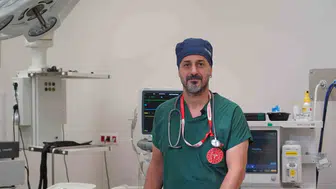 Ameliyathanenin Görünmez Güvencesi: Anestezi Uzmanları Sadece Uyutmuyor, Hayatınızı Yönetiyor