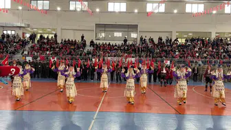 Afyonkarahisar'da Cumhuriyet'in 103. yılı: Salonlara sığmayan gurur tablosu