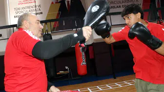 Yedi yaşında bir tavsiyeyle başlayan yolculuk: Ringlerin yeni yıldızı Furkan Avar dünya şampiyonluğuna odaklandı