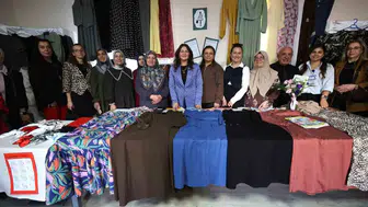 Manisa'da 93 kadının sabırla ilmek ilmek işlediği eserler görücüye çıktı