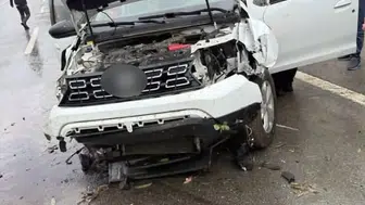 Bingöl kara yolunda korkutan kaza: Kontrolden çıkan araç ağaca çarptı