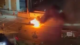 Kağıthane'de korku dolu anlar: Seyir halindeki lüks araç bir anda alev topuna döndü