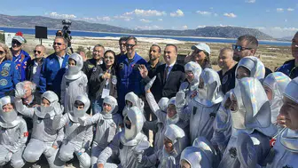 Mars'ın yeryüzündeki ikizi Salda'da tarihi buluşma: Astronotlar uzaydan baktıkları gölün kıyısında