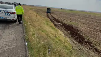Diyarbakır'da korku dolu anlar: Freni boşalan otobüs tarlaya daldı