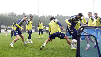 Fenerbahçe'de Göztepe mesaisi: Cumhuriyet coşkusu sahaya yansıdı
