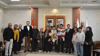 Erzurum'un gurur tablosu: Balkan minderinden madalyalarla döndüler