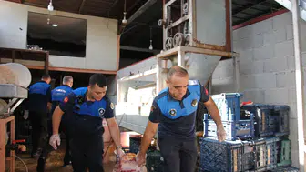 Sofralarımıza gelen tehlike: ŞUTİM yakınındaki imalathanede şok baskın