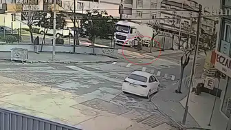 Kardeşini öldürmek için tırın altında saatlerce pusu kurdu: 31 yıl sonra aynı dehşet
