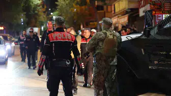 Elazığ sokaklarında şok denetim: Emniyet Müdürü'nün o sorusu duygusal anlara sahne oldu
