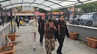 Eskişehir'de apartmanlara sızan hırsızlık şüphelisi iki kadın yakayı ele verdi