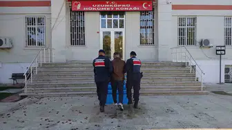 Edirne'de göçmen kaçakçılığı operasyonu: Bir tutuklama, 23 gözaltı