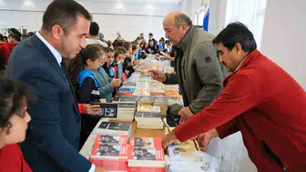 Çameli'de edebiyat rüzgârı: Kitap tutkunları Hayri Dev'de buluştu