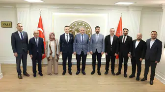 Düzce'de çifte müjde: Hem yeni doğan bebeklere hem de okul birincilerine destek eli