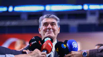 Beşiktaş'ta Serdal Adalı dönemi: Sandıktan güvenoyu çıktı, hedef büyük başarı