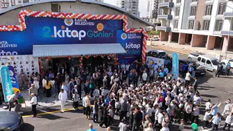 Kahta'da Kitap Rüzgarı: 15 Bin Öğrenciye Okuma Seferberliği