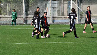 Kılıçaslan Yıldızspor'un gol şovunda başrol Beren İstek'in oldu