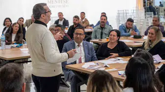 Menteşe'de okul yöneticileri için kritik buluşma: Geleceğin eğitim vizyonu masaya yatırıldı