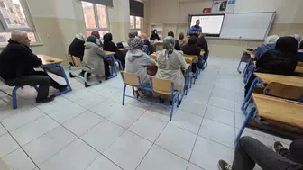 Çocukların dijital ve sosyal dünyasını korumak için velilerle bir araya geldiler