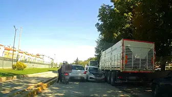 Eskişehir'de yürekleri ağza getiren anlar: Trafiği hiçe sayan sürücü dehşet saçtı