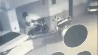 Ankara'da otoparkta motosiklet dehşeti: 150 bin liralık vurgun kamerada