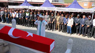 Alacak verecek kavgası bir polis memurunun hayatını kararttı