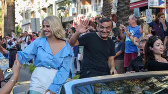 Antalya sokaklarında yıldızlar geçidi: Altın Portakal coşkusu şehri sardı