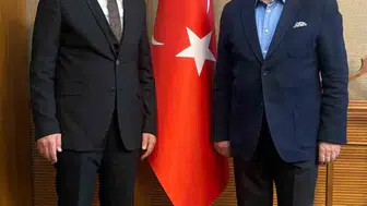 Acı günde anlamlı buluşma: Uzm. Dr. Adil Kurban'dan Vedat Bilgin'e taziye ziyareti