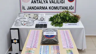 Manavgat'ta sıradan bir ev değil adeta uyuşturucu laboratuvarı çıktı