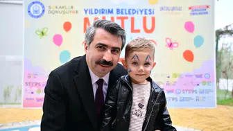Bursa'da sokaklar yeniden çocukların oldu: Trafiğe kapandı, oyun alanına dönüştü