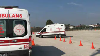 Saniyelerle yarışırken hata payı yok: Ambulans sürücüleri Düzce'de zorlu sınavdan geçiyor